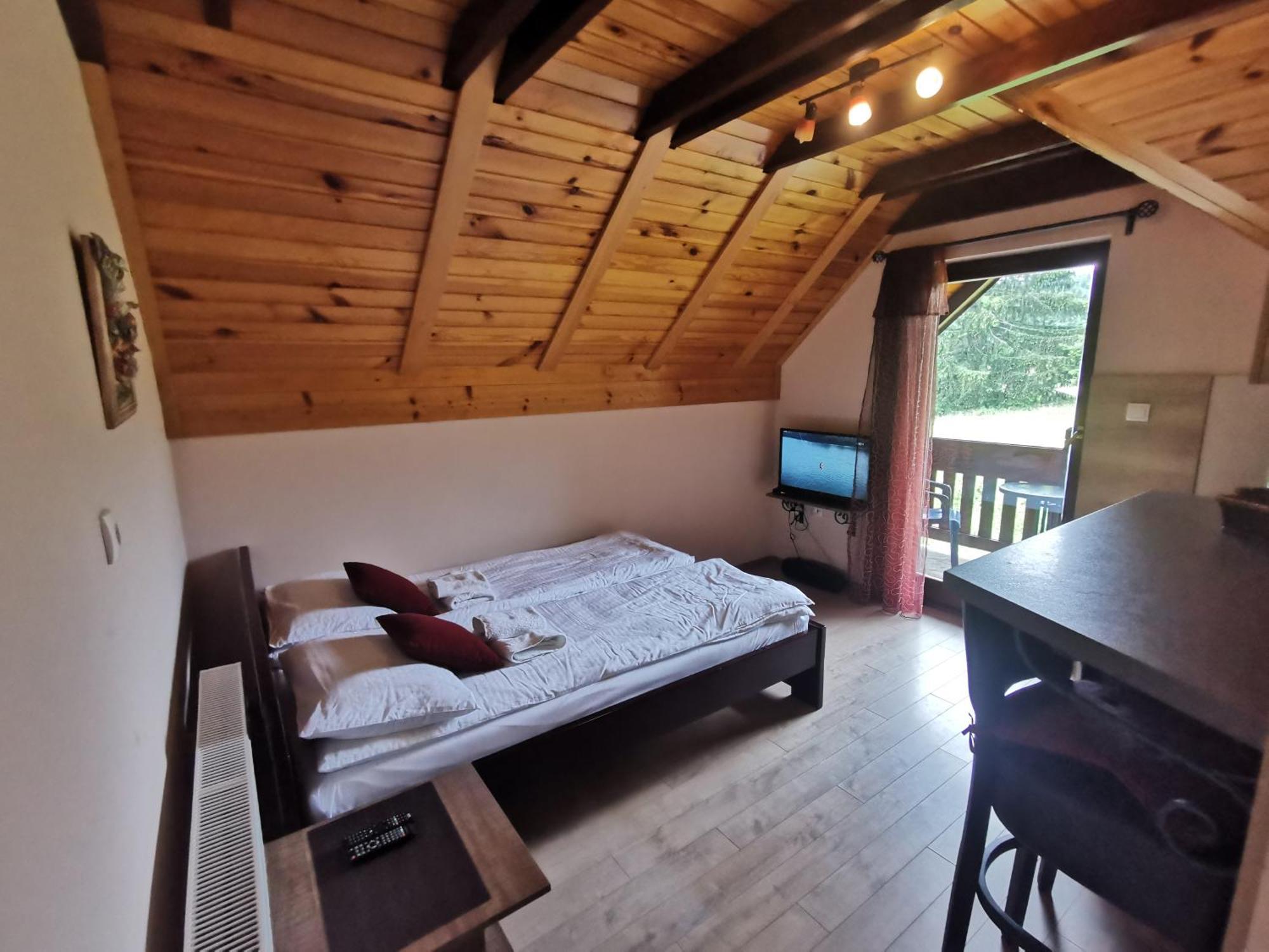 Apartmani Suncani Breg Tara ミトロバツ 部屋 写真